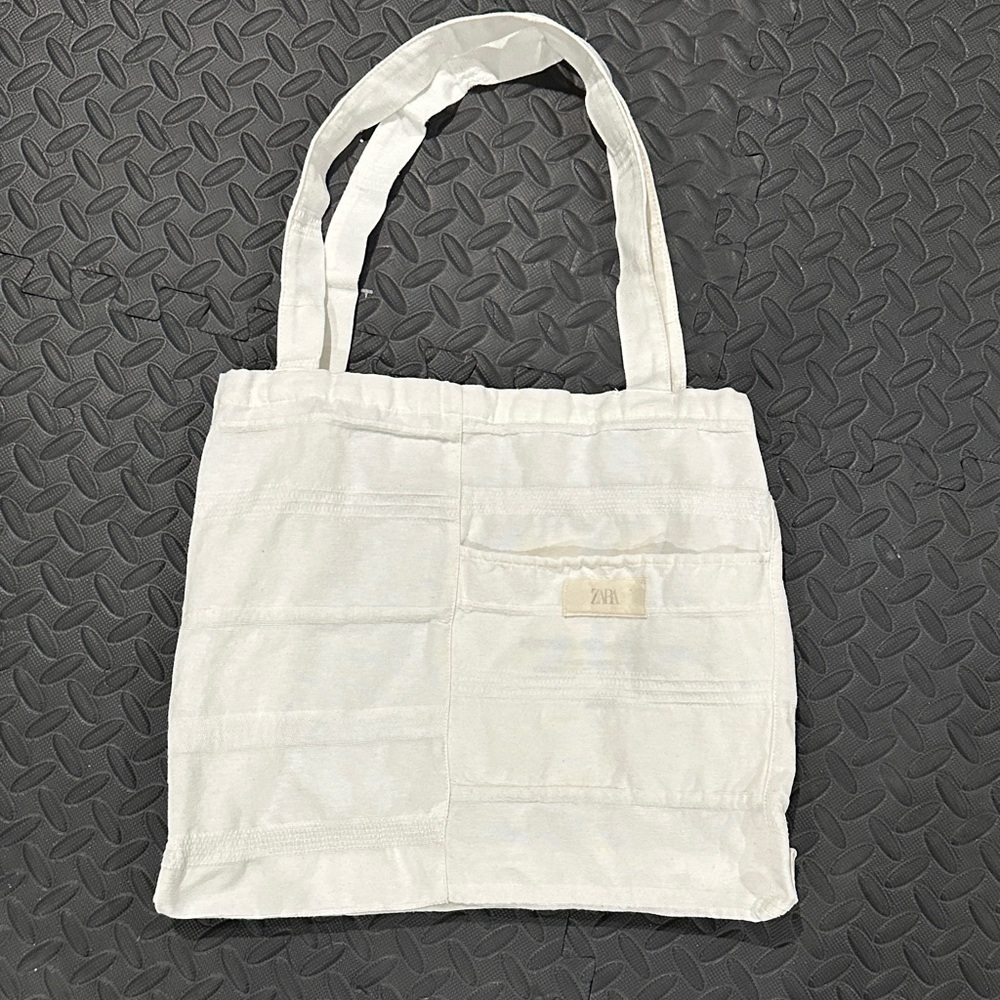 Zara Cream Fabric Detail